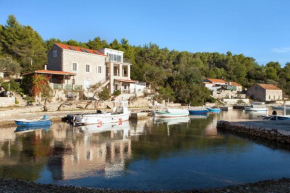 Гостиница Seaside house with a swimming pool Cove Tri luke, Korcula - 2199  Вела Лука